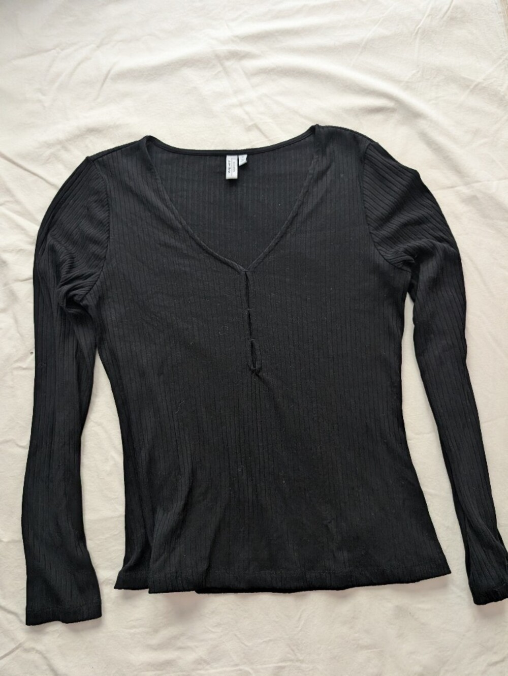 & Other Stories Black Ribbed V-Neck Long Sleeve Top
